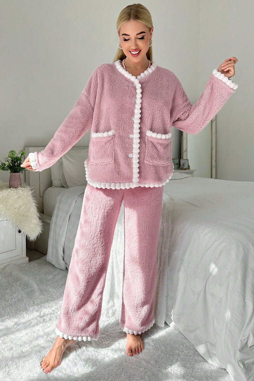 Pigiama in pile con doppie tasche