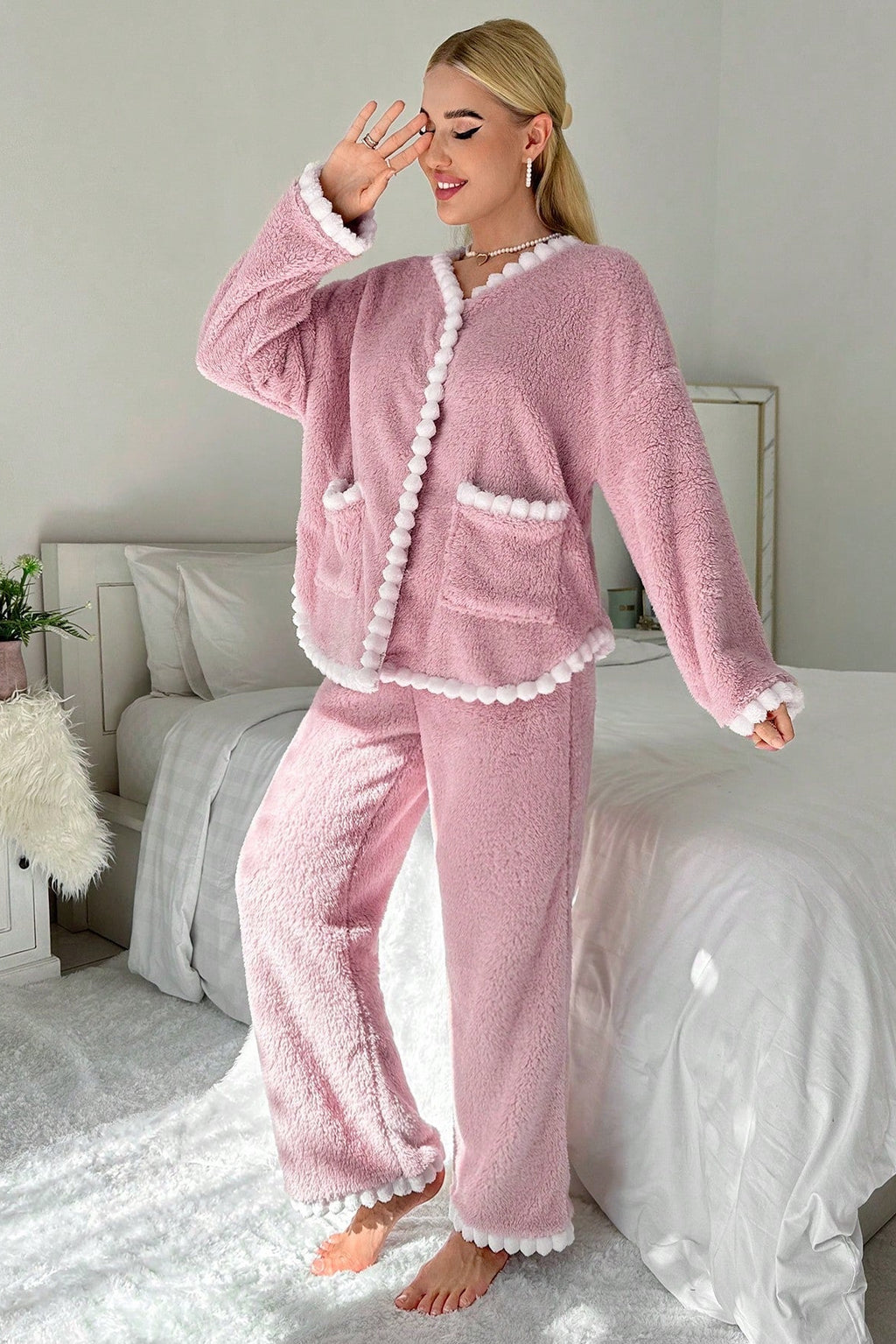 Pigiama in pile con doppie tasche