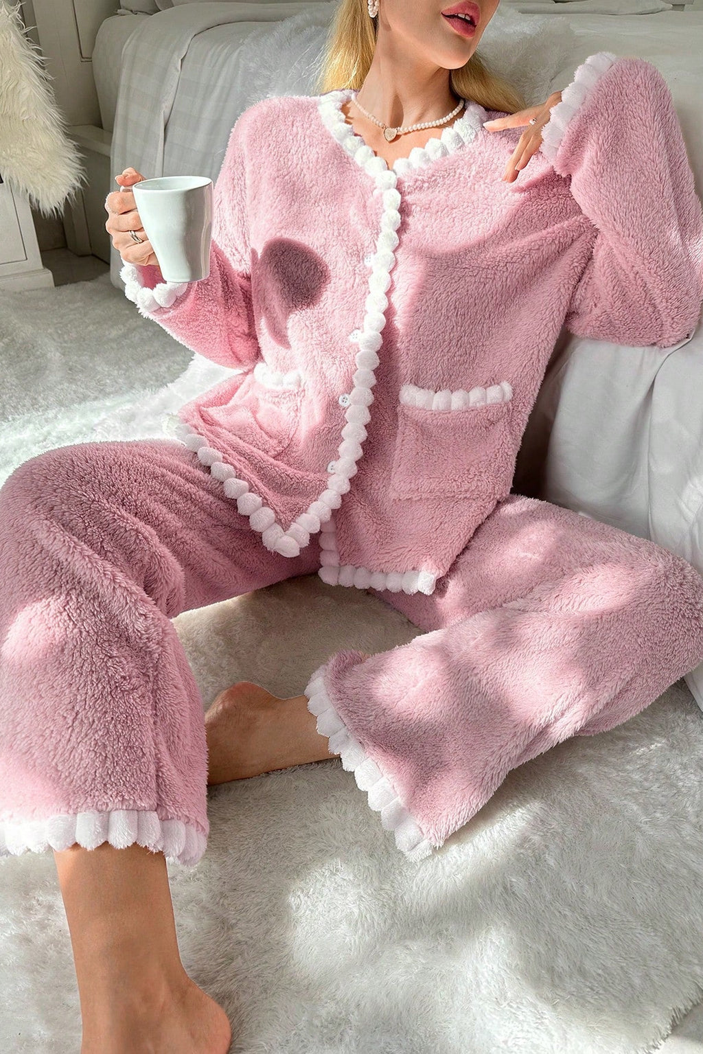 Pigiama in pile con doppie tasche