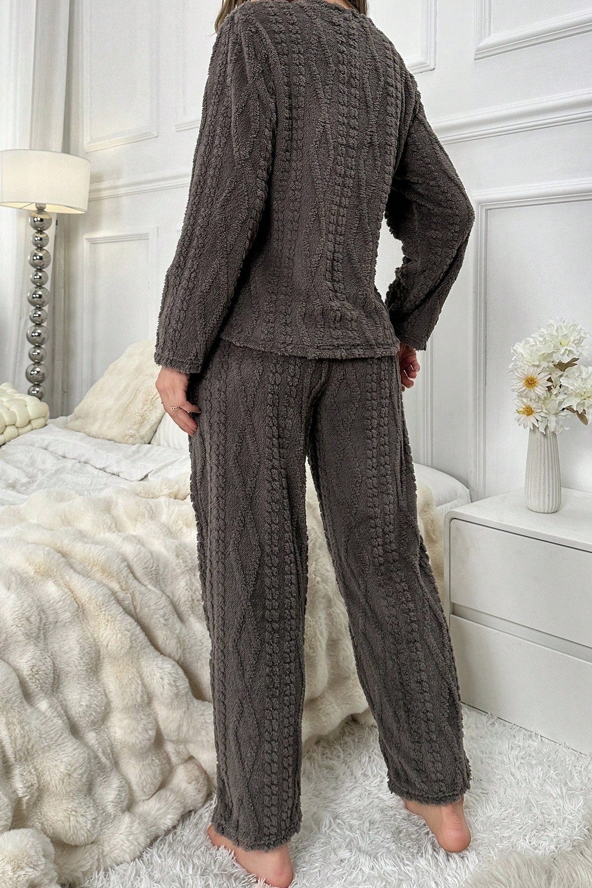 Pigiama in pile con motivo a maglia e orsetto