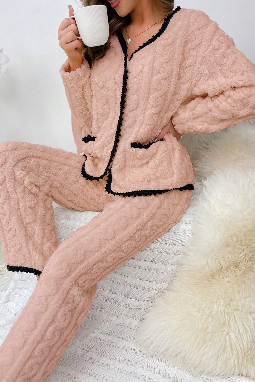 Completo pigiama in pile a maglia con tasche