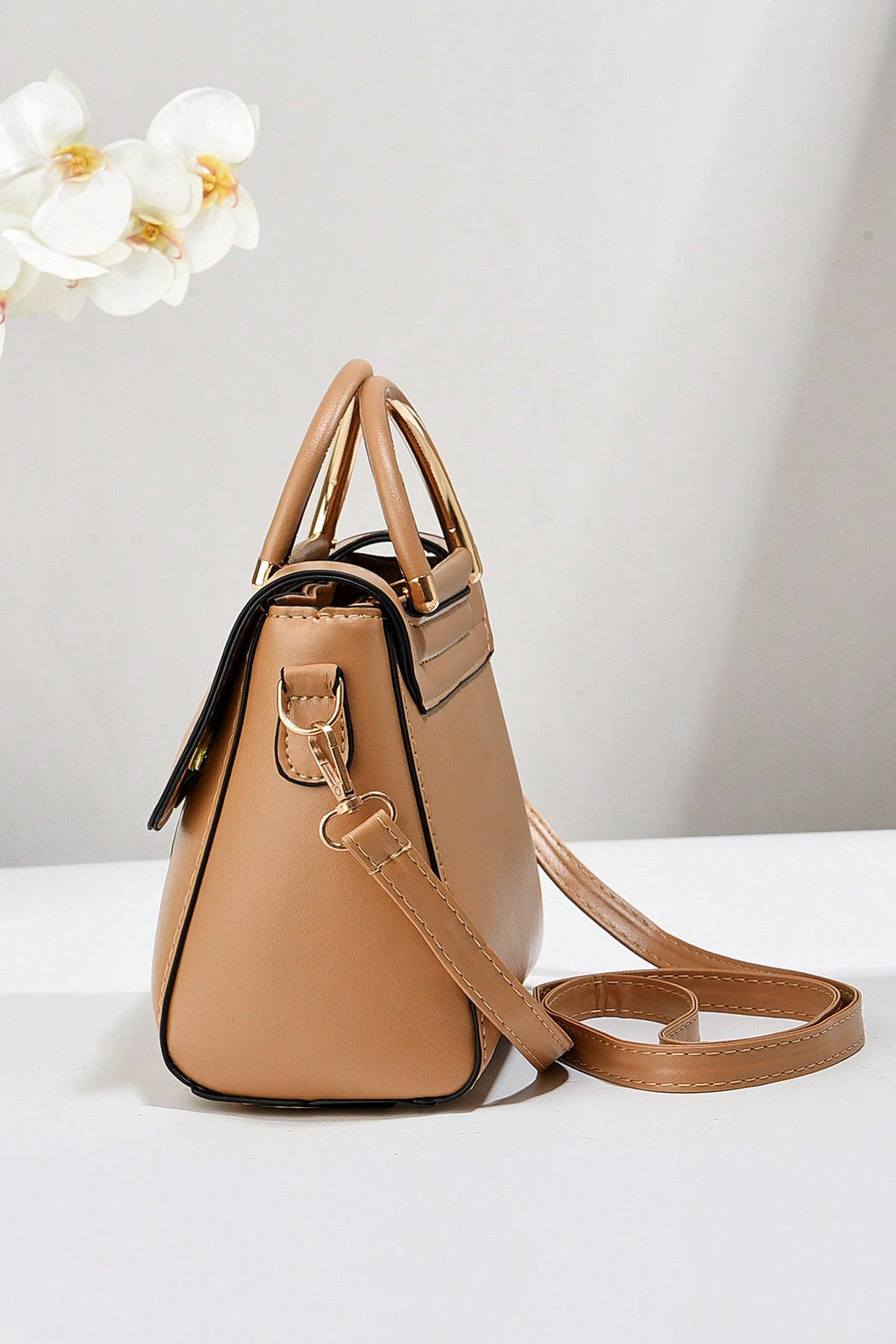 Borsa multifunzione a mano e spalla