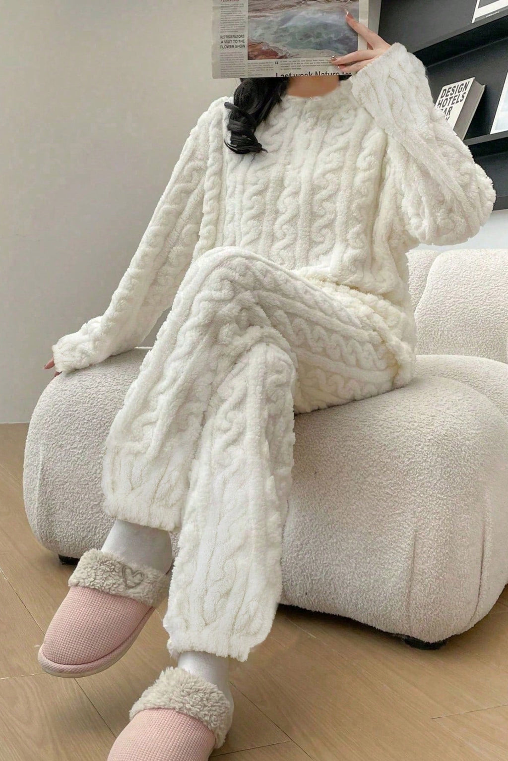 Pigiama in pile con motivo a maglia