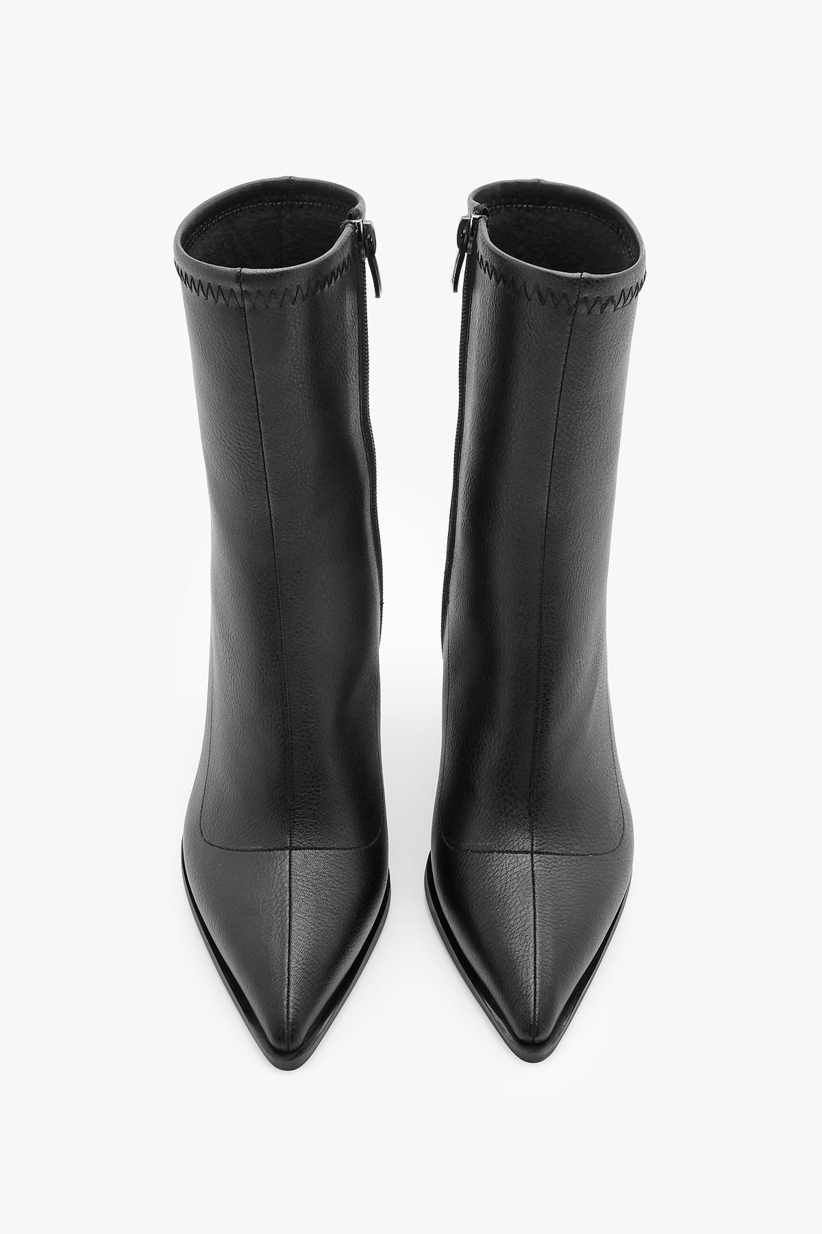 Stivale da donna con tacco alto e sottile