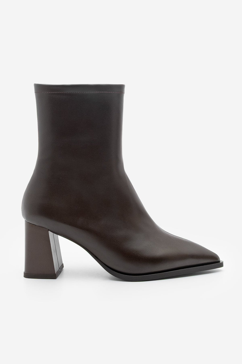 Stivaletto donna con punta affusolata