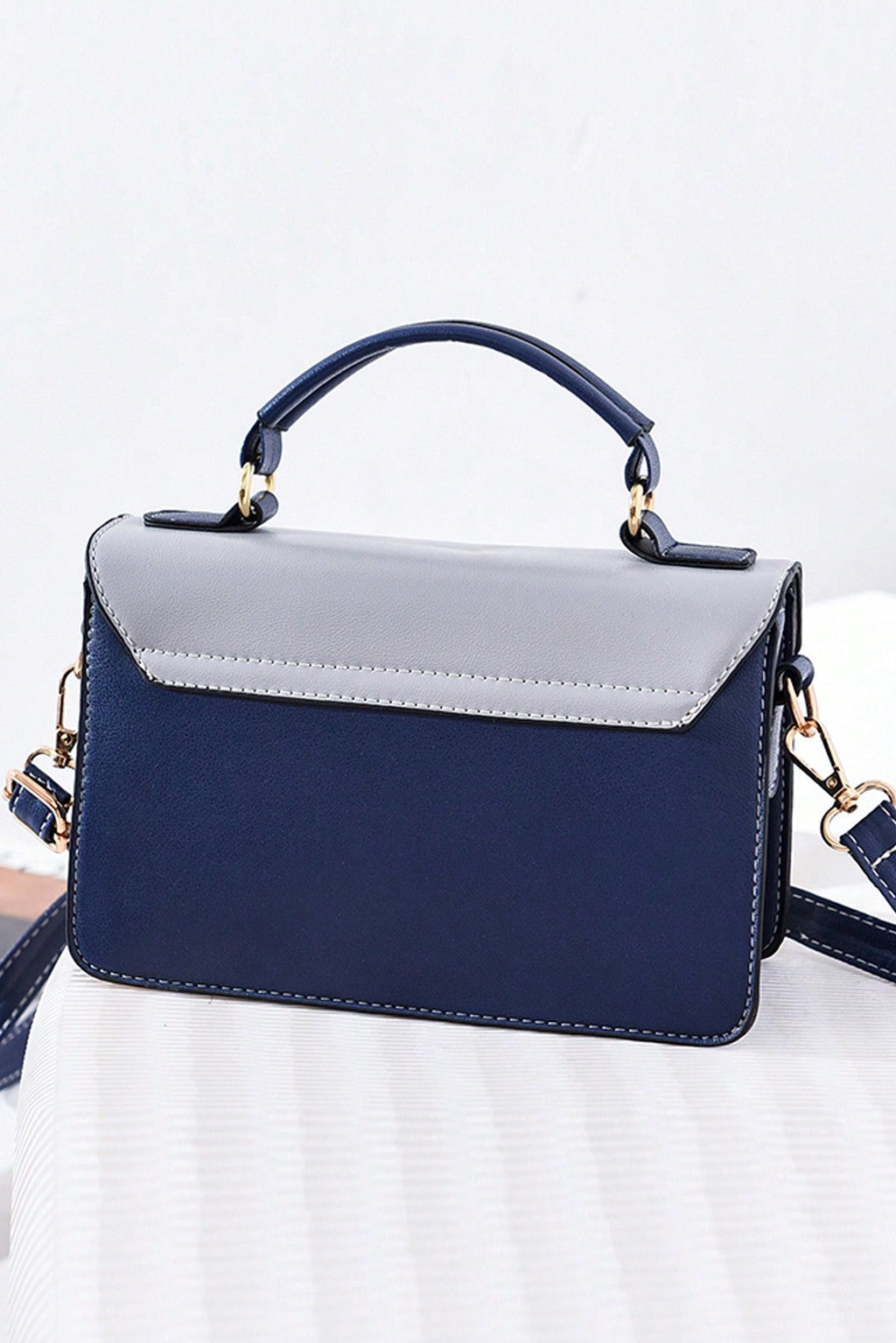 Borsa versatile in stile chic e sobrio