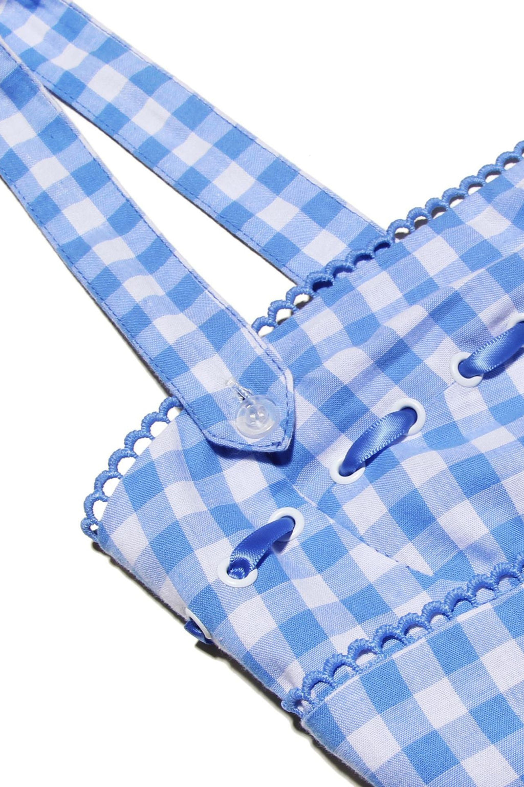 Vestido con escote cuadrado y falda larga