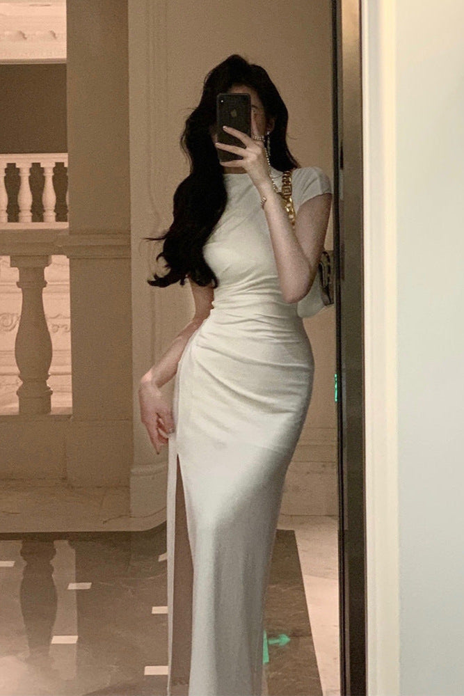 Low-Cut White Long Dress