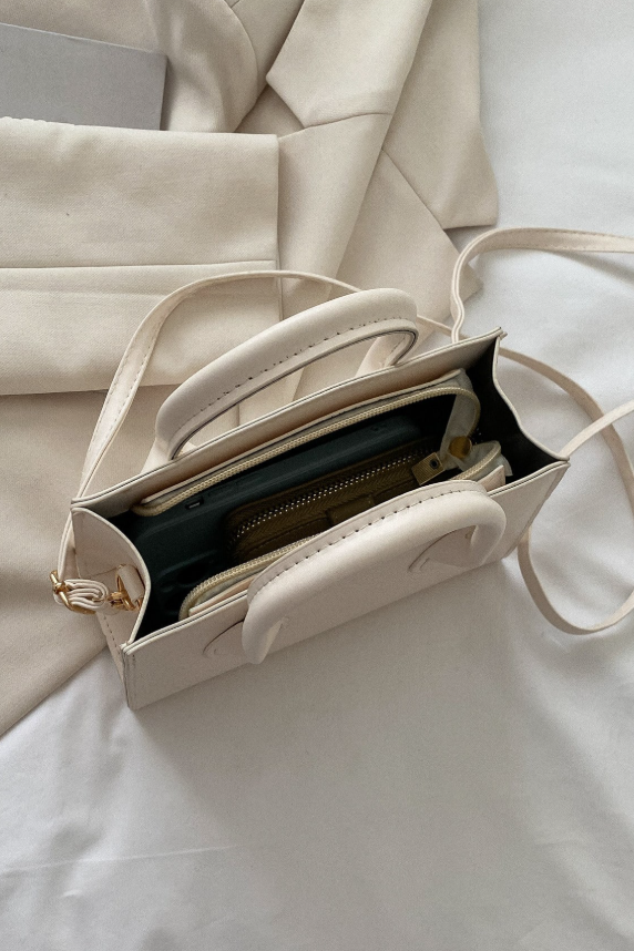 Borsa quadrata piccola a tracolla con zip