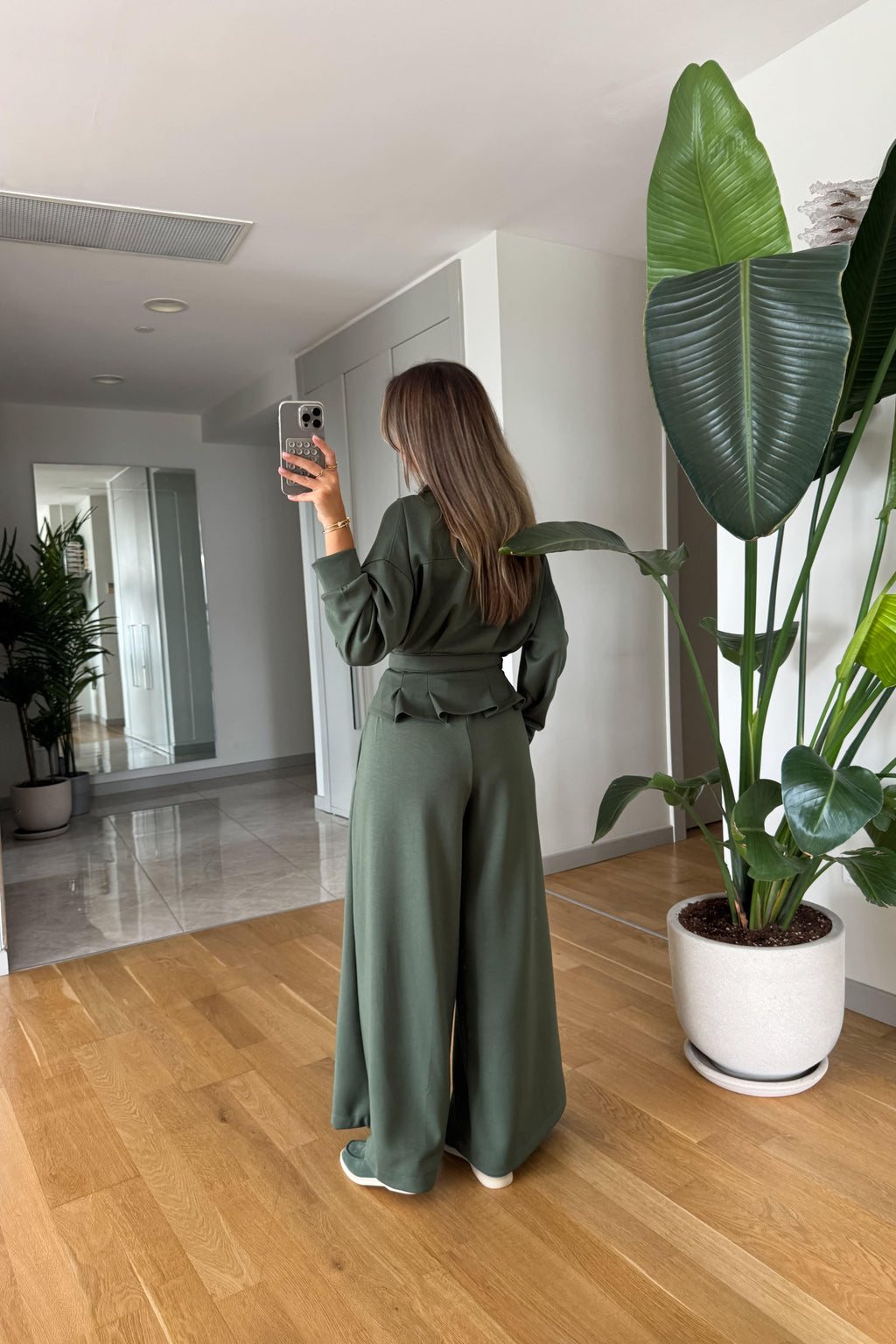 Completo in modal con cintura