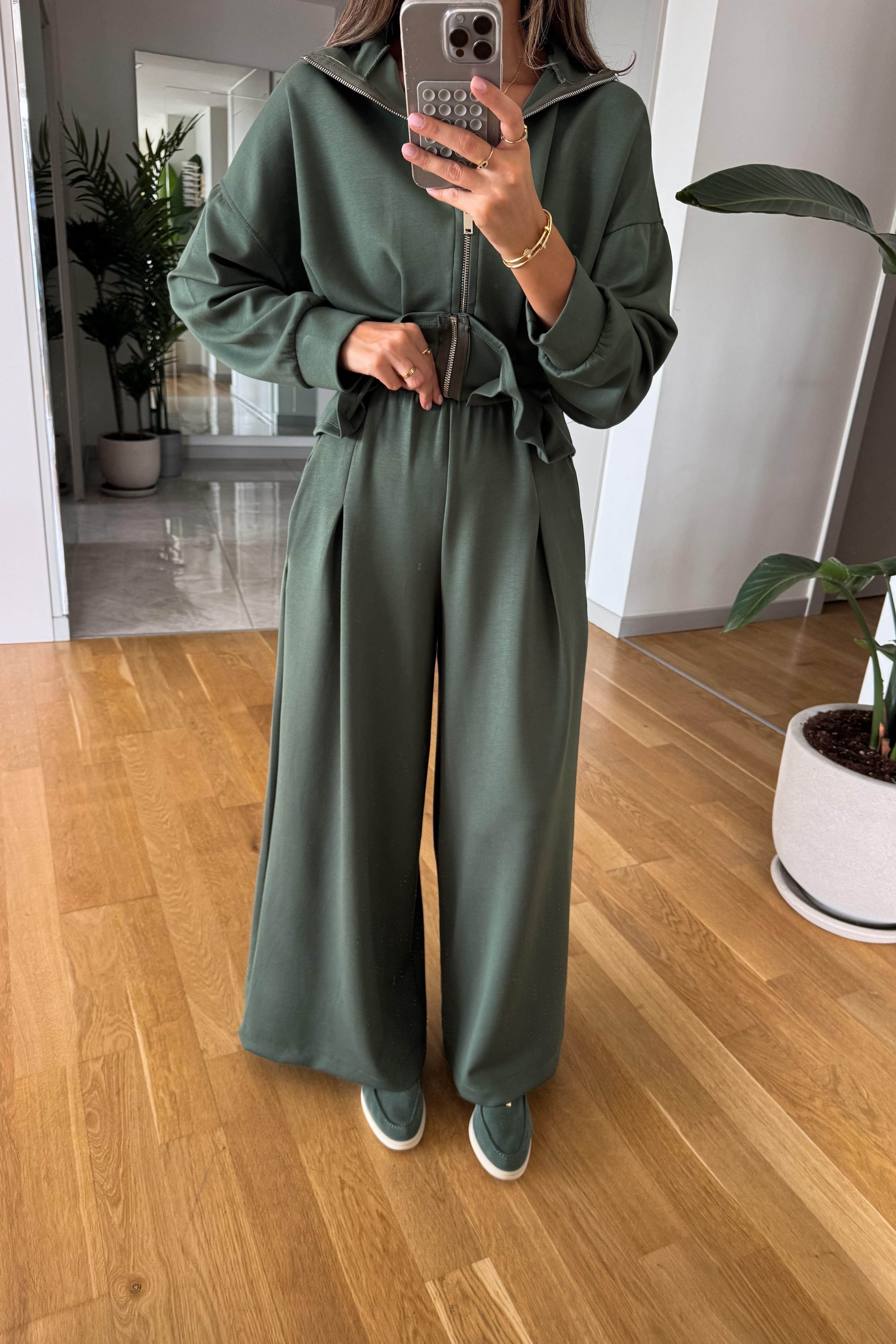 Completo in modal con cintura