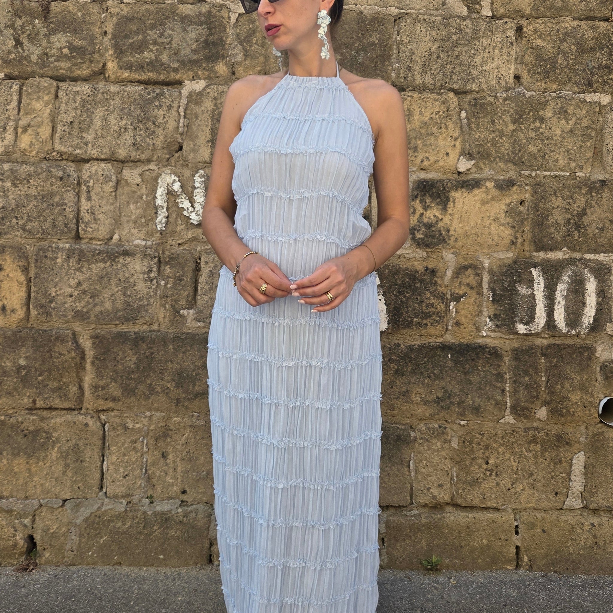 Abito con Scollo All’Americana e Schiena Scoperta